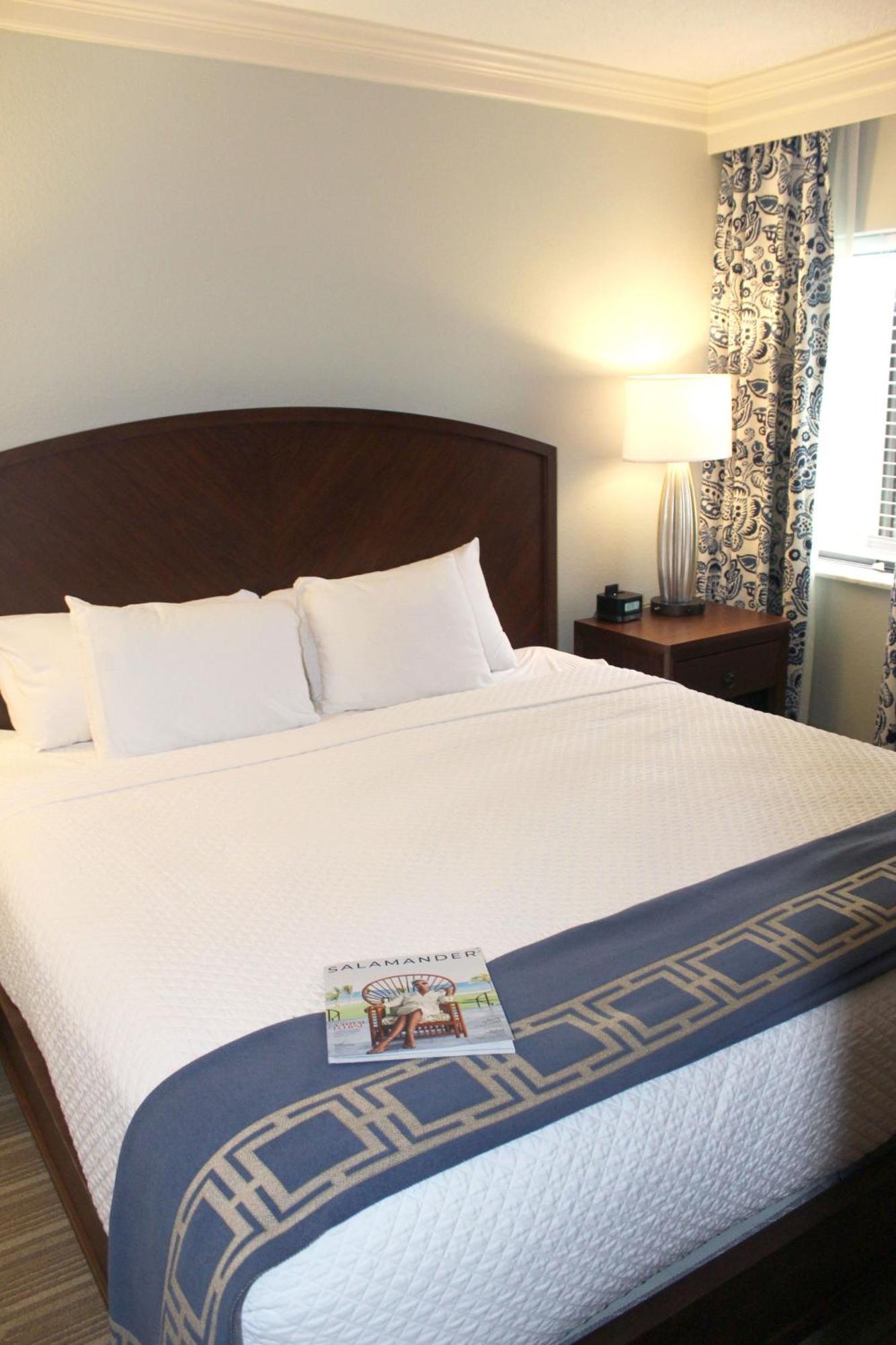 1 Bedroom King Suite,1572655964:JPEG